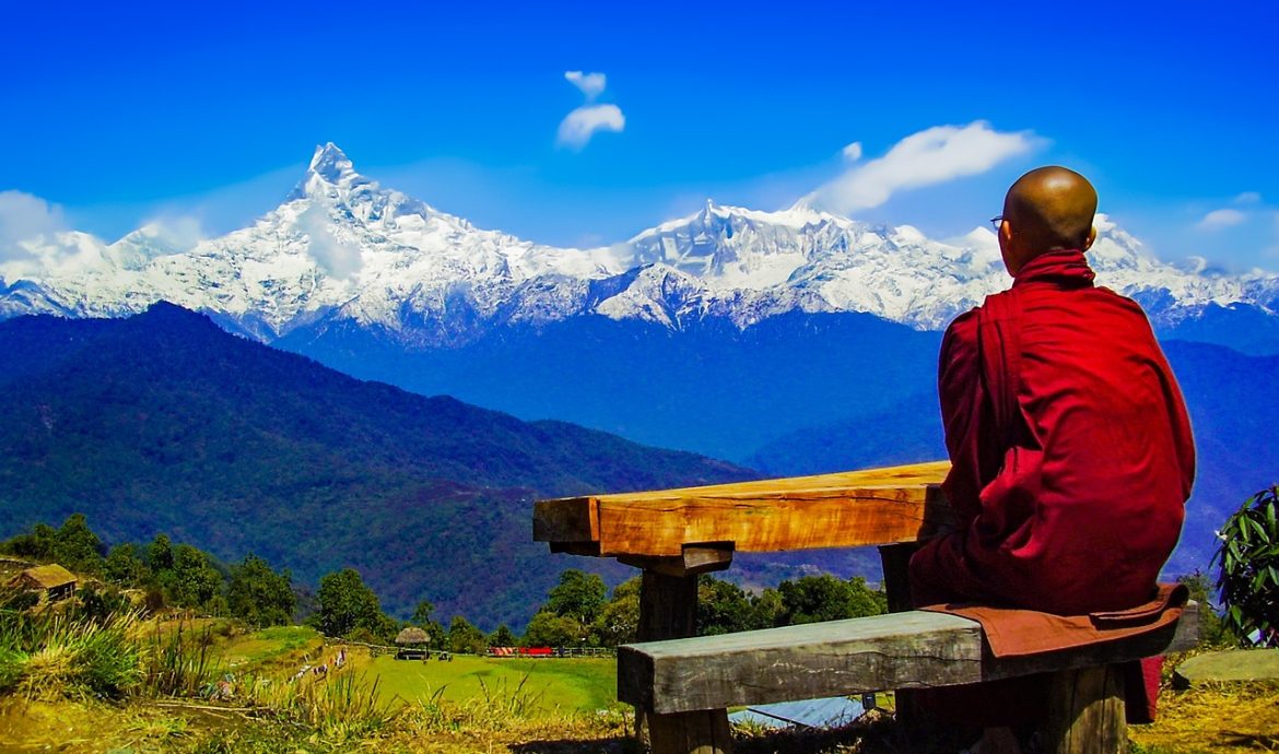 theravada buddhism, himalaya retreat, annapurna range